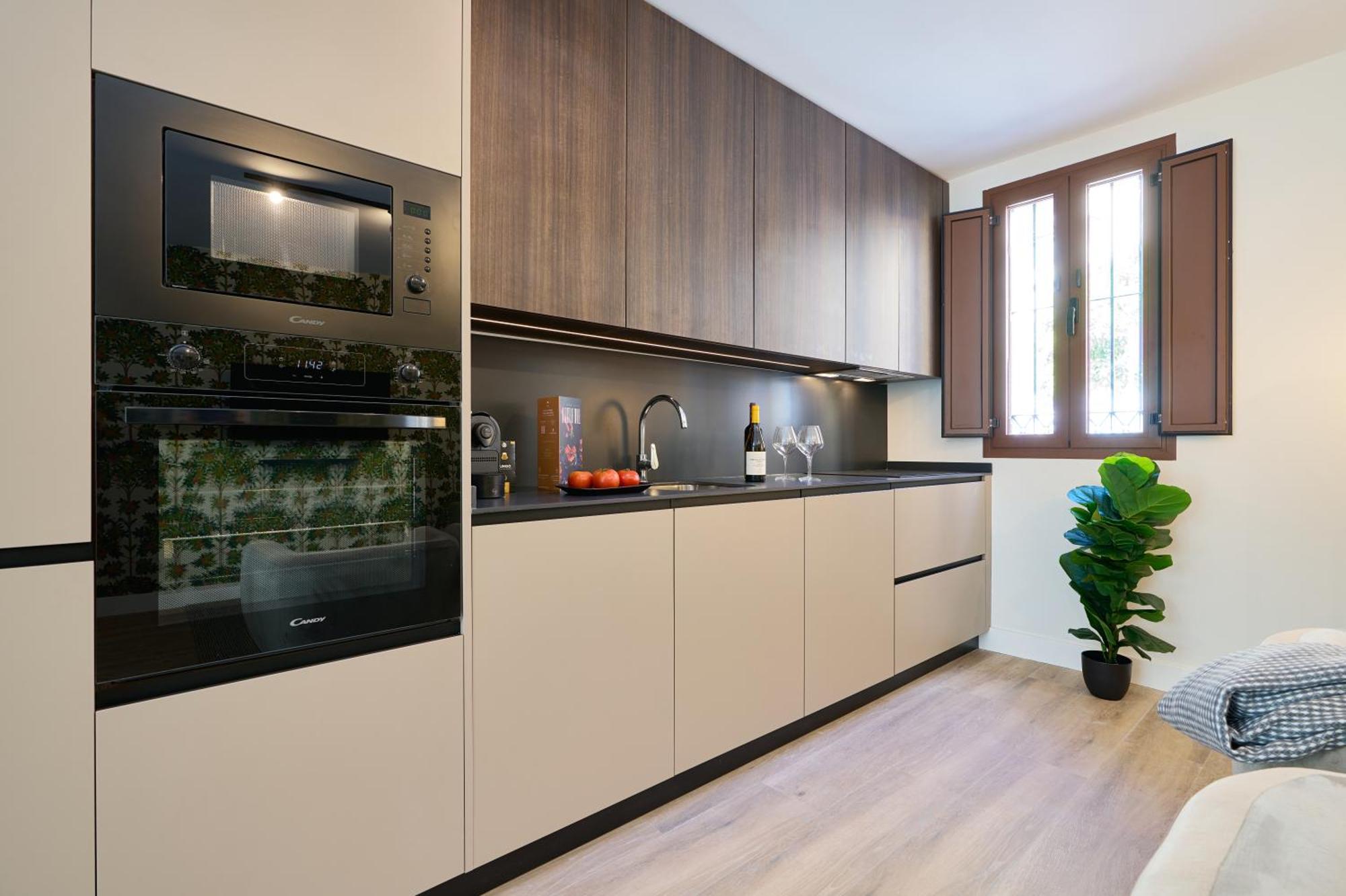 Two-Bedroom Deluxe Apartment