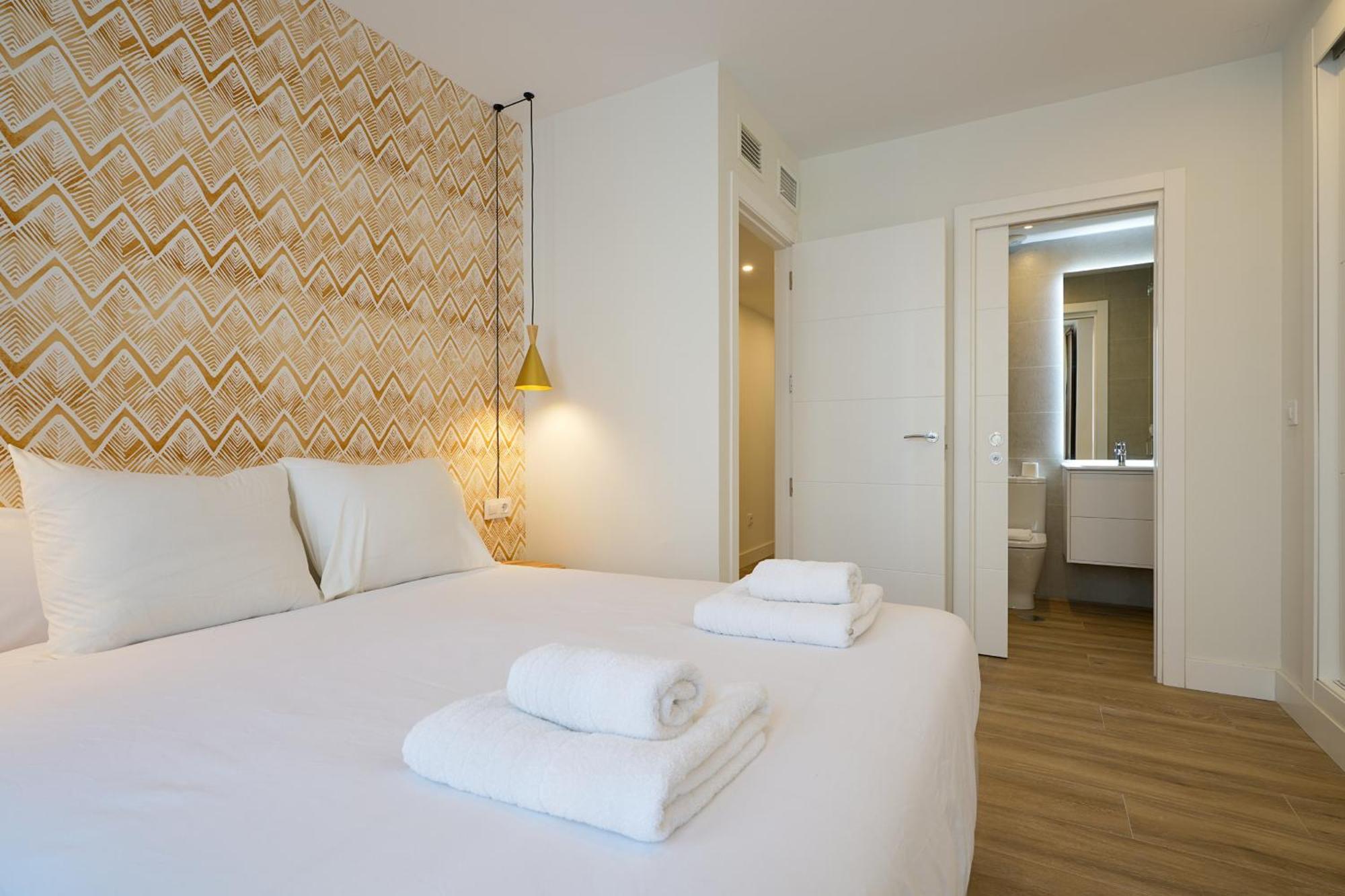 Three-Bedroom Deluxe Apartment