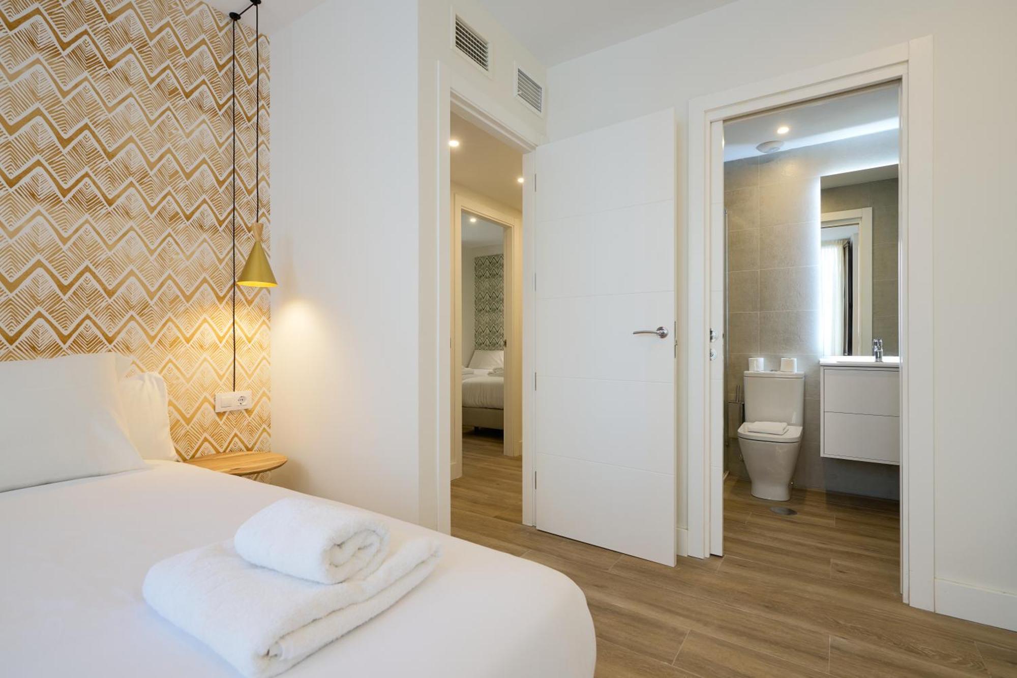 Three-Bedroom Deluxe Apartment