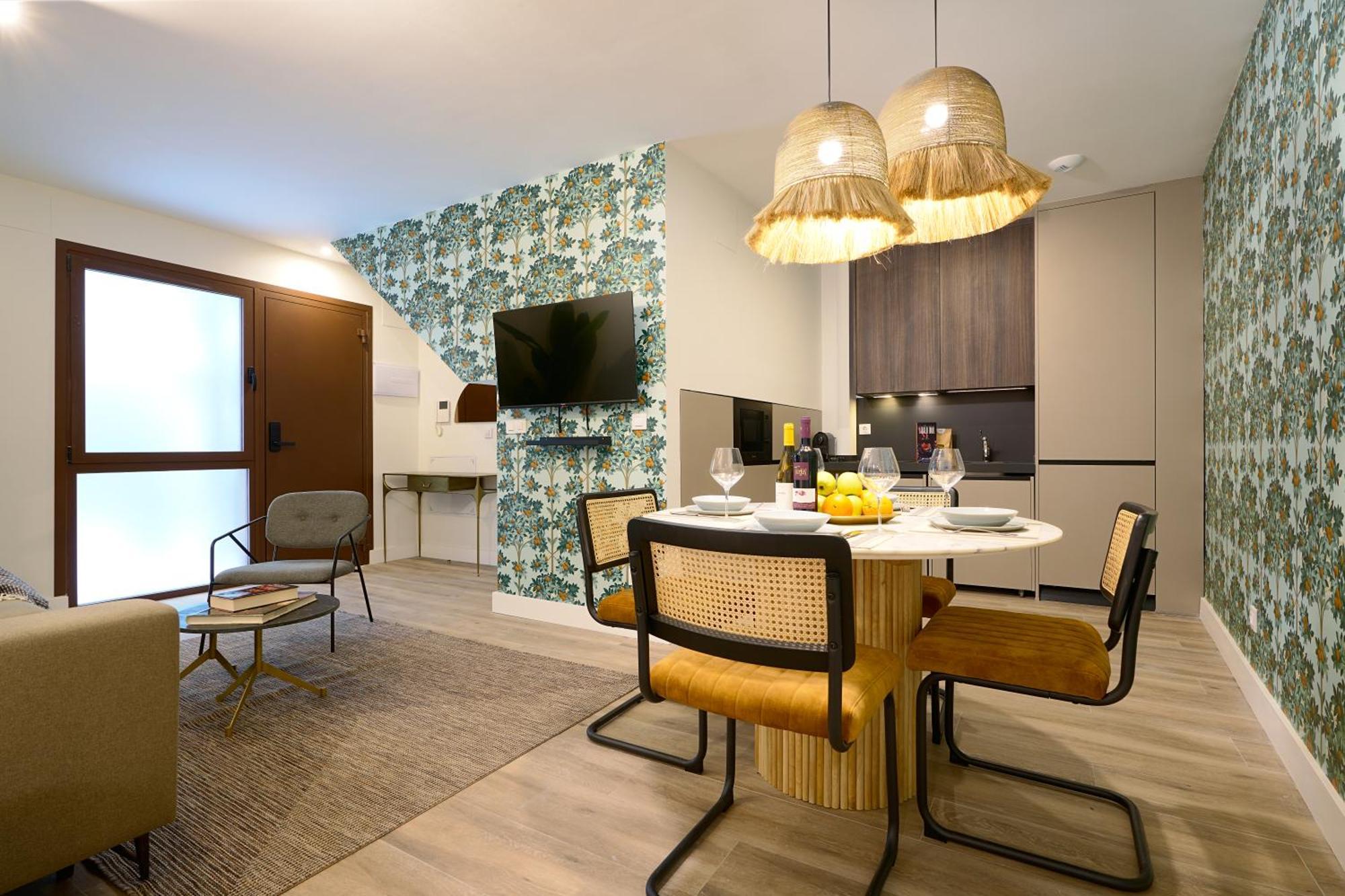 Two-Bedroom Deluxe Apartment